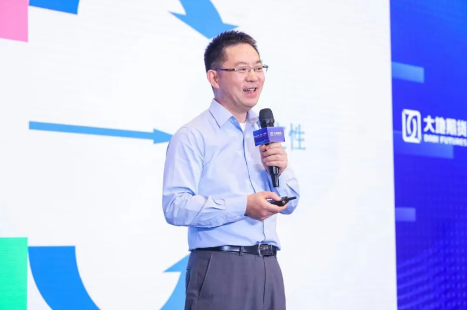 1682493700436496MPct.png image.png