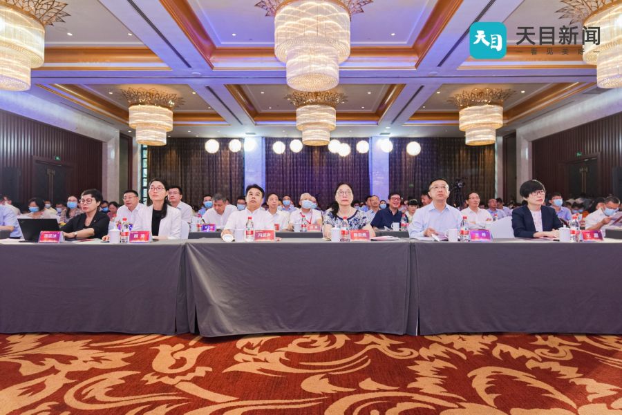 1630312044113740waz4.jpg 2. 樓董照片(需要裁減).JPG